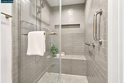 79 Fountainhead Ct, Martinez, CA 94553 - Photo 26