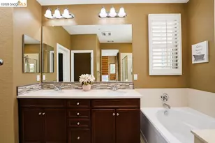 806 Queen Palm Ln, Brentwood, CA 94513 - Photo 26