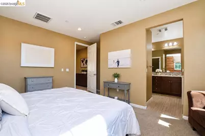 806 Queen Palm Ln, Brentwood, CA 94513 - Photo 24