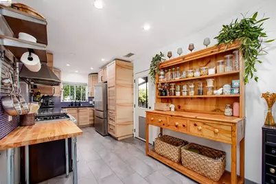 21367 Rizzo Ave, Castro Valley, CA 94546 - Photo 16