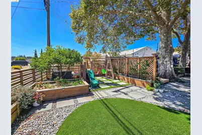 21367 Rizzo Ave, Castro Valley, CA 94546 - Photo 6