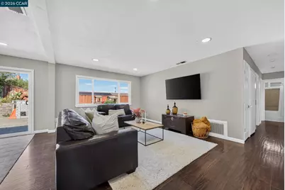 2444 Fitzpatrick St, San Pablo, CA 94806 - Photo 8