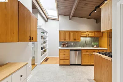 7820 Potrero Ave, El Cerrito, CA 94530 - Photo 18