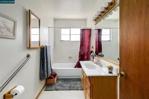 5613 Likins Ave, Martinez, CA 94553 - Photo 32