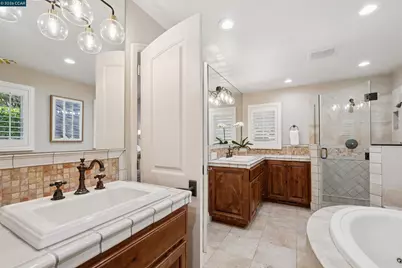 71 Scenic Drive, Orinda, CA 94563 - Photo 30