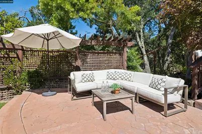 71 Scenic Drive, Orinda, CA 94563 - Photo 52