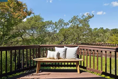71 Scenic Drive, Orinda, CA 94563 - Photo 18