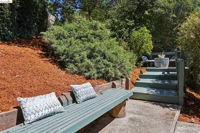 2 Mall Court, Oakland, CA 94611 - Photo 60