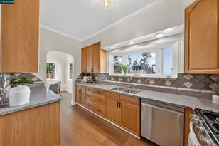 907 Glendome Cir, Oakland, CA 94602 - Photo 20