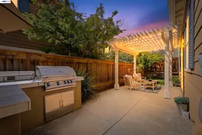4866 Shelton St, Dublin, CA 94568 - Photo 42
