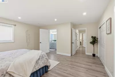 1204 Vistagrand Dr, San Leandro, CA 94577 - Photo 4