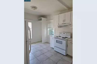 1056 55th Street, Oakland, CA 94608 - Photo 10