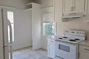 1056 55th St, Oakland, CA 94608 - Photo 10