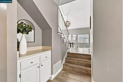 881 Oxford Way, Benicia, CA 94510 - Photo 18