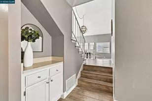 881 Oxford Way, Benicia, CA 94510 - Photo 18