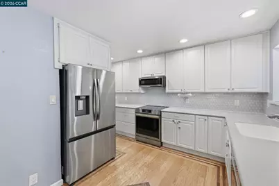 1501 Lassen Ct, Vallejo, CA 94591 - Photo 16