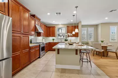 2836 Stringham Way, Dublin, CA 94568 - Photo 14
