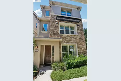 2836 Stringham Way, Dublin, CA 94568 - Photo 2