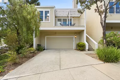 85 Samaria Ln, Oakland, CA 94619 - Photo 1