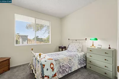 116 Whaler Cir, Hercules, CA 94547 - Photo 12