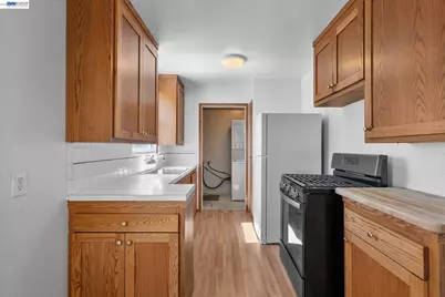 477 Cascade Rd, San Leandro, CA 94577 - Photo 14