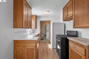 477 Cascade Rd, San Leandro, CA 94577 - Photo 14