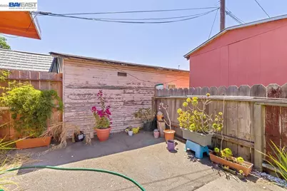 24024 Park St, Hayward, CA 94541 - Photo 36