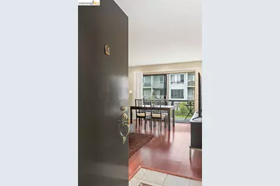 8 Commodore Dr #C359, Emeryville, CA 94608 - Photo 22