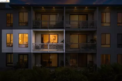 8 Commodore Dr #C359, Emeryville, CA 94608 - Photo 28