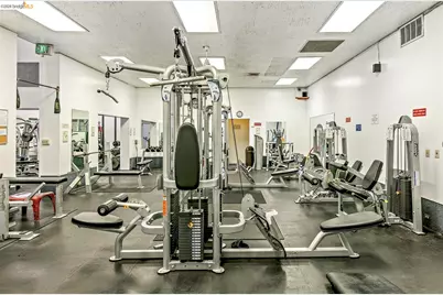8 Commodore Dr #C359, Emeryville, CA 94608 - Photo 38