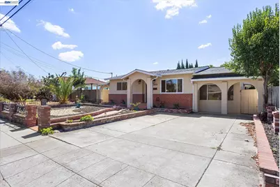 855 Olivina Avenue, Livermore, CA 94551 - Photo 2