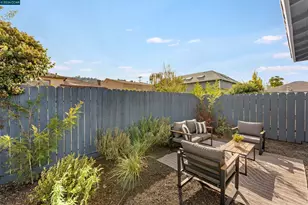 1612 Elm St, El Cerrito, CA 94530 - Photo 6