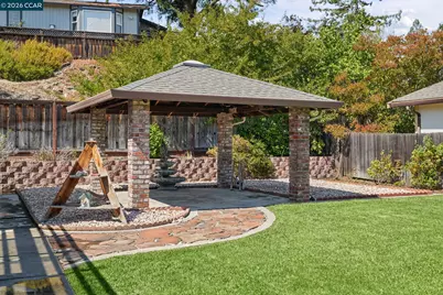 879 Greenway Dr, Martinez, CA 94553 - Photo 46