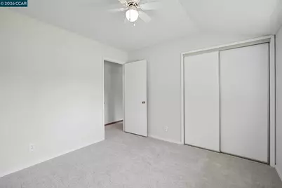 879 Greenway Dr, Martinez, CA 94553 - Photo 32