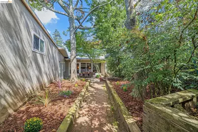 1024 Overlook Rd, Berkeley, CA 94708 - Photo 40