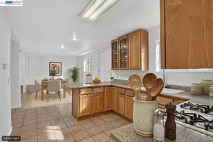 2244 20th St, Oakland, CA 94606 - Photo 70