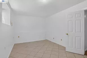2244 20th St, Oakland, CA 94606 - Photo 80