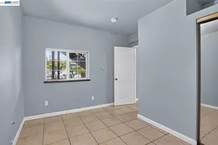 2244 20th St, Oakland, CA 94606 - Photo 62
