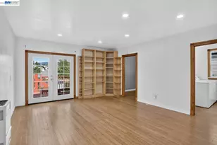 2244 20th St, Oakland, CA 94606 - Photo 40