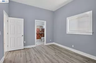 2244 20th St, Oakland, CA 94606 - Photo 28