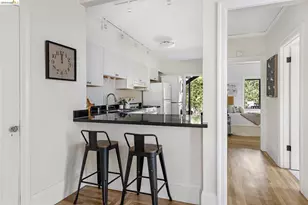 873 Erie, Oakland, CA 94610 - Photo 16