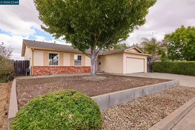 1321 Aster Dr, Antioch, CA 94509 - Photo 2