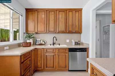 19656 San Miguel Ave, Castro Valley, CA 94546 - Photo 12