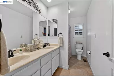 4561 Edwards Ln, Castro Valley, CA 94546 - Photo 28