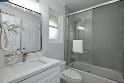 48 Rolling Green Circle, Pleasant Hill, CA 94523 - Photo 16