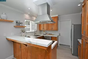 48 Rolling Green Cir, Pleasant Hill, CA 94523 - Photo 12