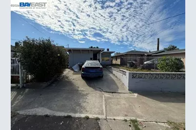 1824 99th Ave, Oakland, CA 94603 - Photo 2