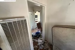 1824 99th Ave, Oakland, CA 94603 - Photo 14