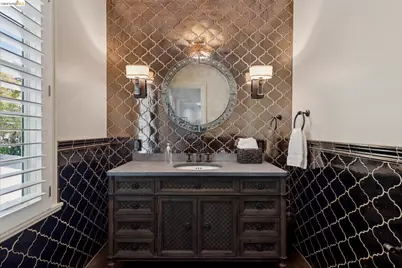 331 Hillside Ave, Piedmont, CA 94611 - Photo 24