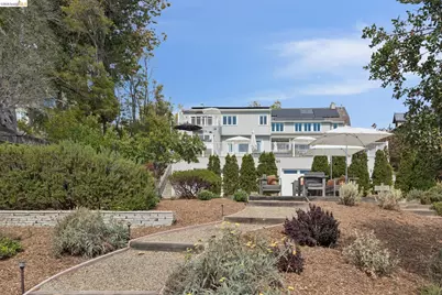 331 Hillside Ave, Piedmont, CA 94611 - Photo 68